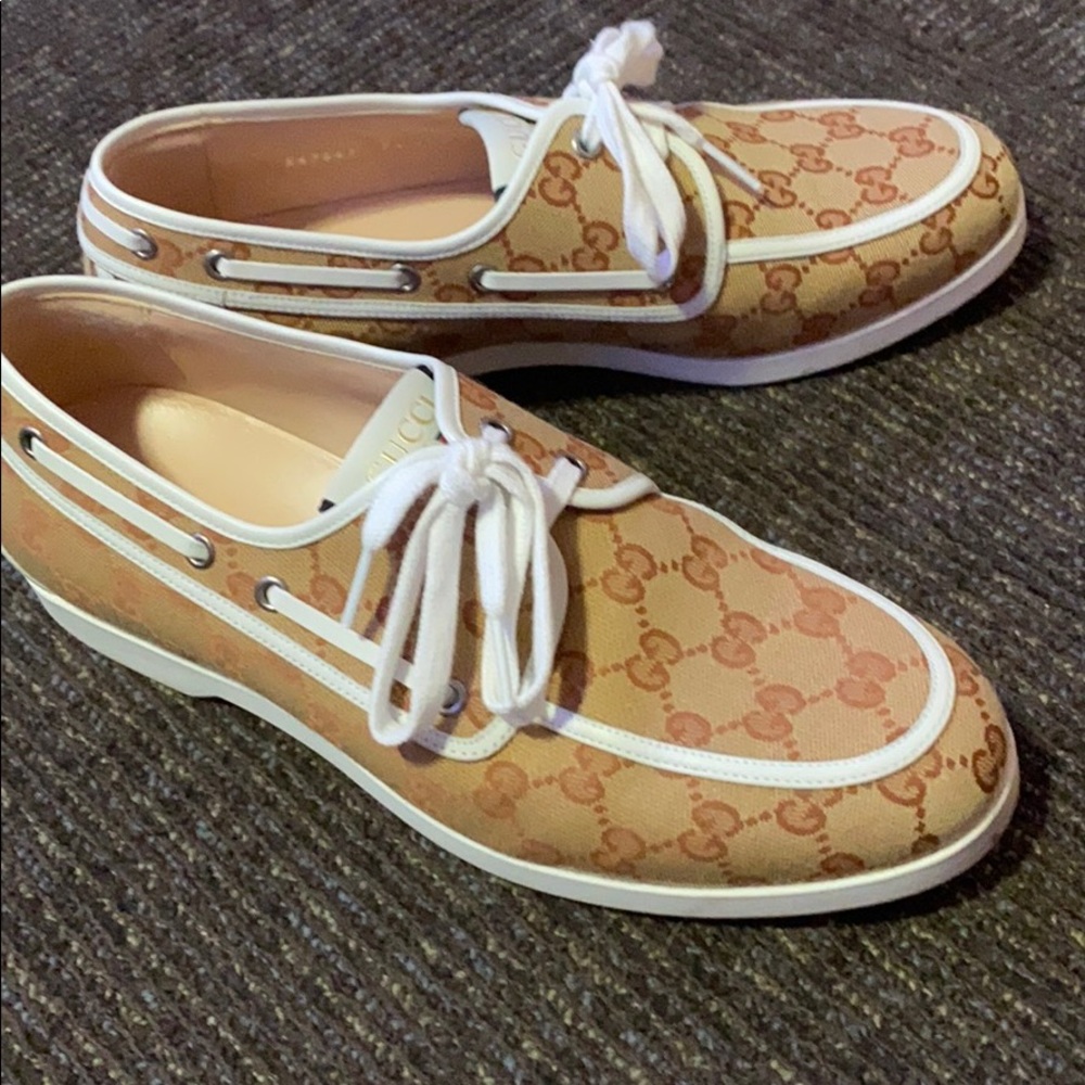 shoes - Picture 5 of 5